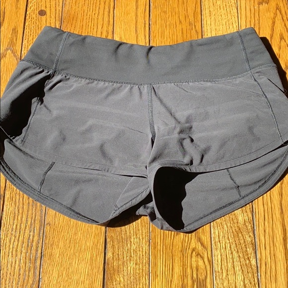 lululemon athletica Pants - Lululemon Speed Up Short 2.5”